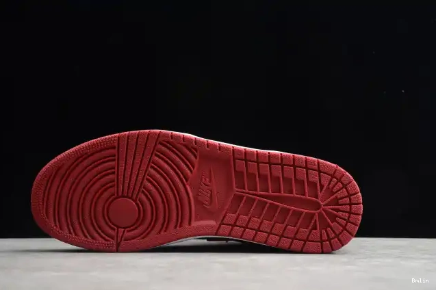 Bmlin Banned Jordan 1 432001-001 Air Retro 0620